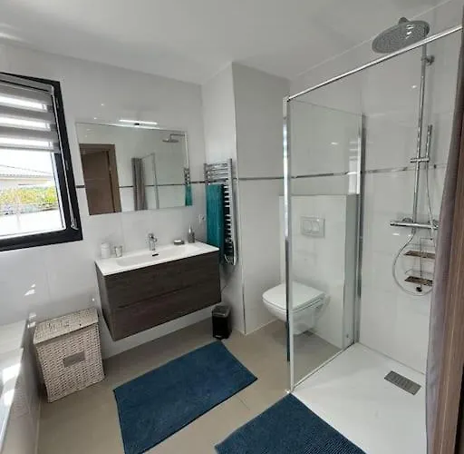 Dernier Etage Avec Privatif Sur Grande Terrasse Апартаменти